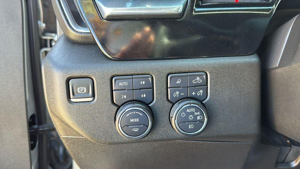 used 2025 Chevrolet Silverado 2500 car, priced at $76,987