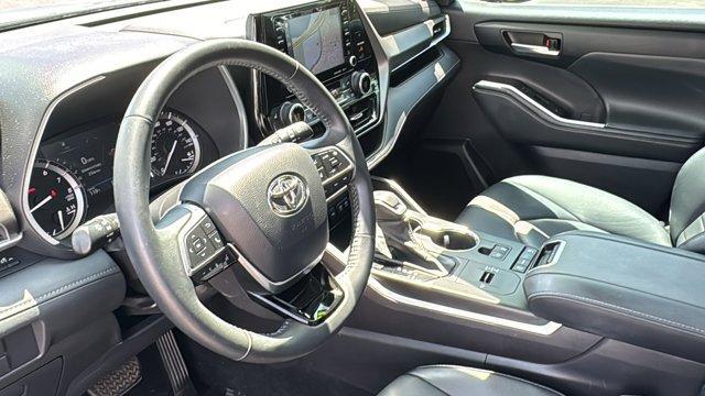 used 2021 Toyota Highlander car, priced at $40,487