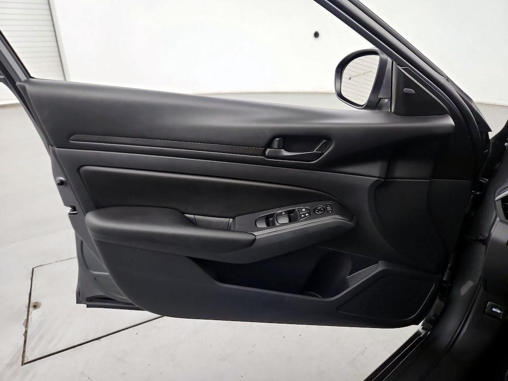 used 2023 Nissan Altima car, priced at $21,998
