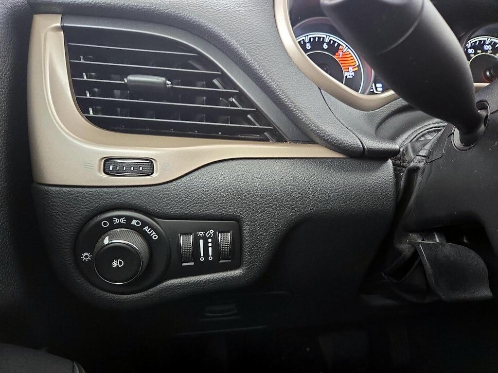 used 2016 Jeep Cherokee car, priced at $13,998