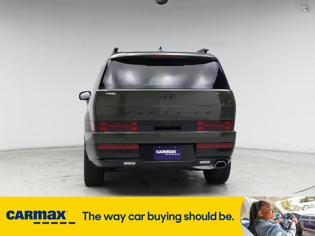 used 2024 Hyundai Santa Fe car, priced at $43,998