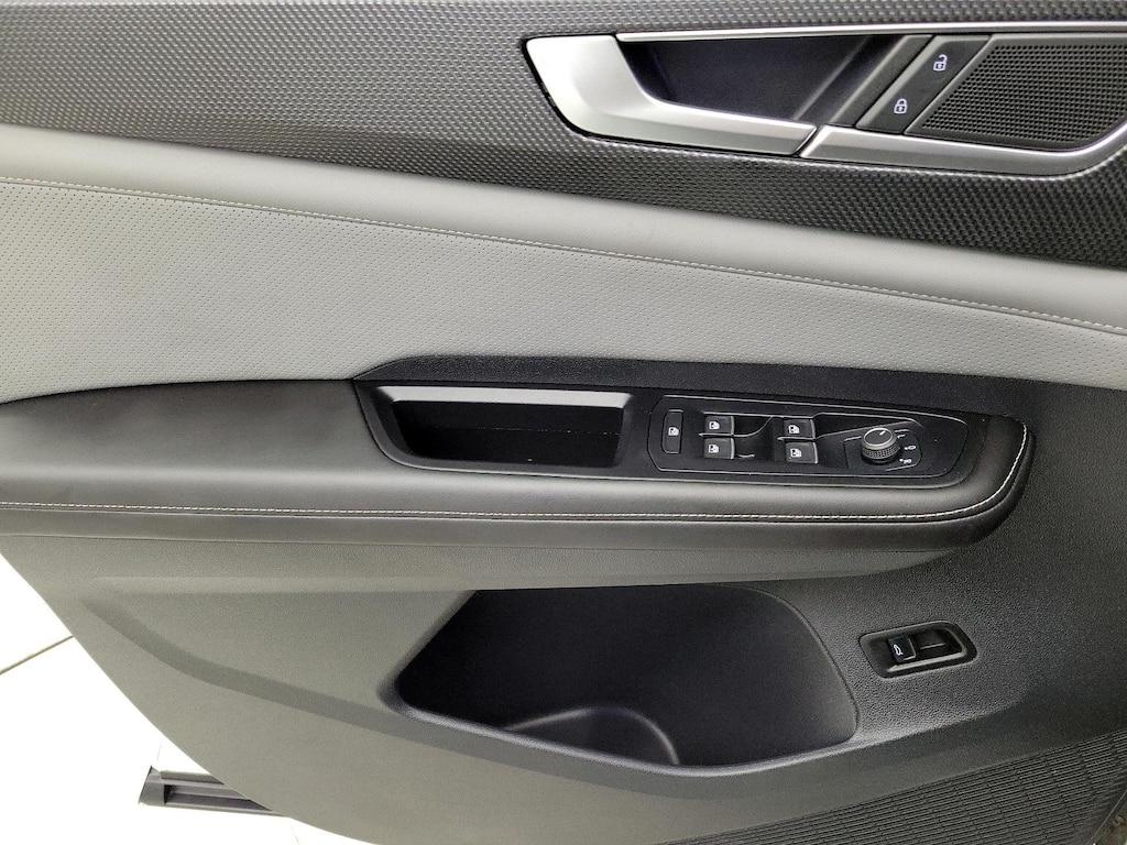 used 2024 Volkswagen Atlas Cross Sport car, priced at $39,998