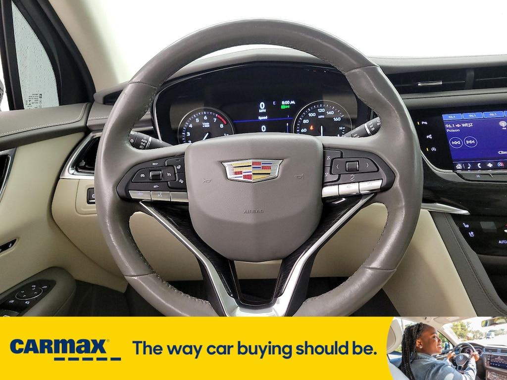 used 2020 Cadillac XT6 car, priced at $34,998