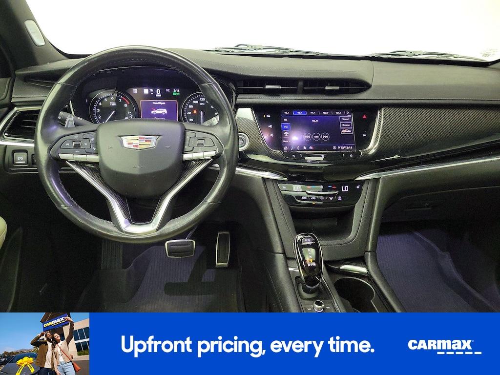 used 2020 Cadillac XT6 car, priced at $32,998