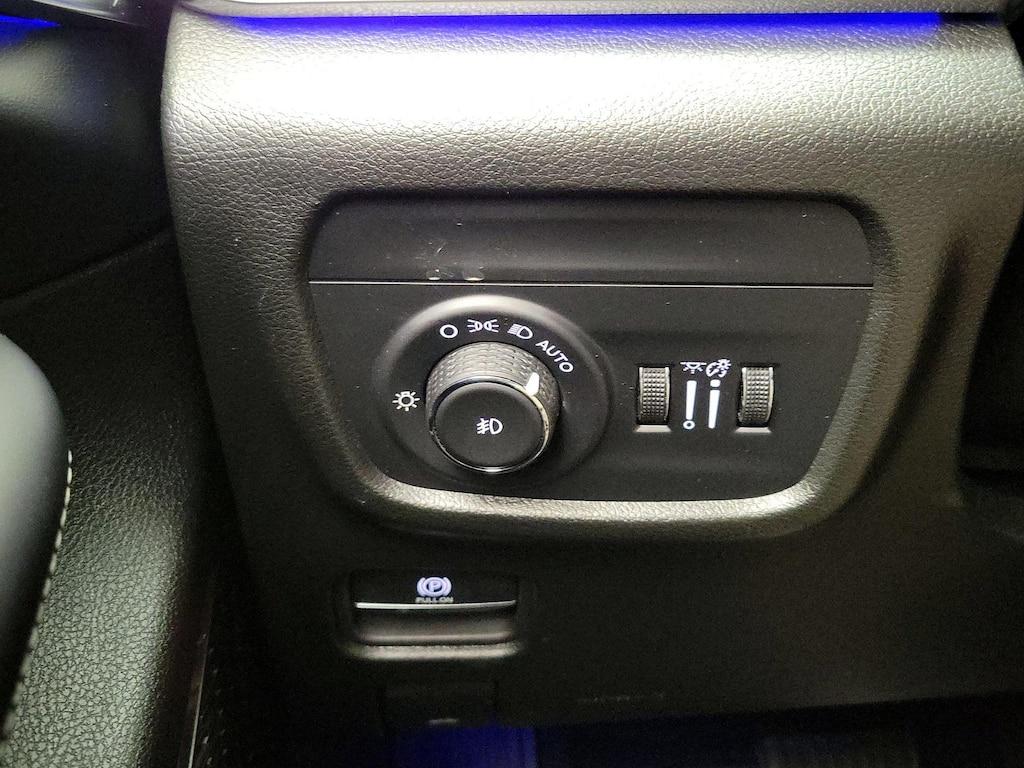 used 2024 Jeep Grand Cherokee car, priced at $39,998