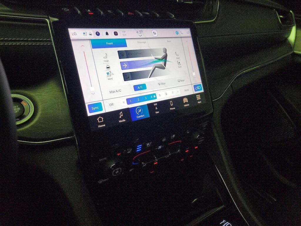 used 2024 Jeep Grand Cherokee car, priced at $39,998