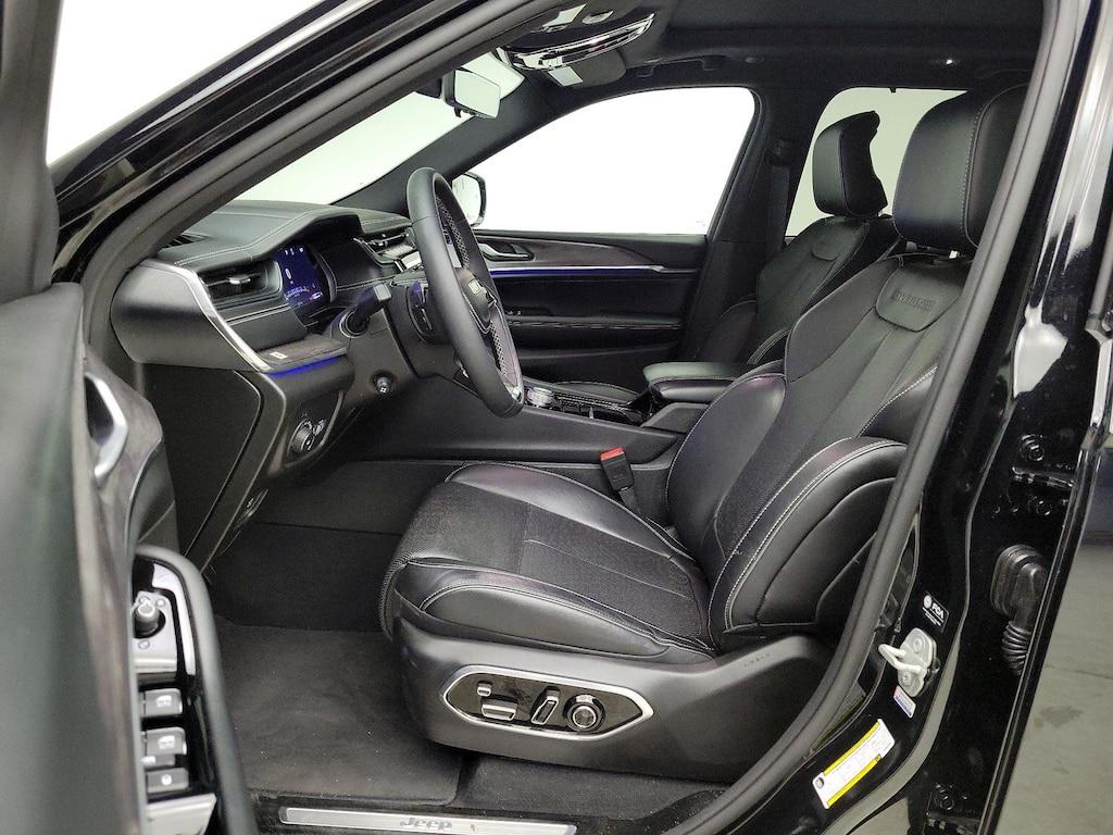 used 2024 Jeep Grand Cherokee car, priced at $39,998