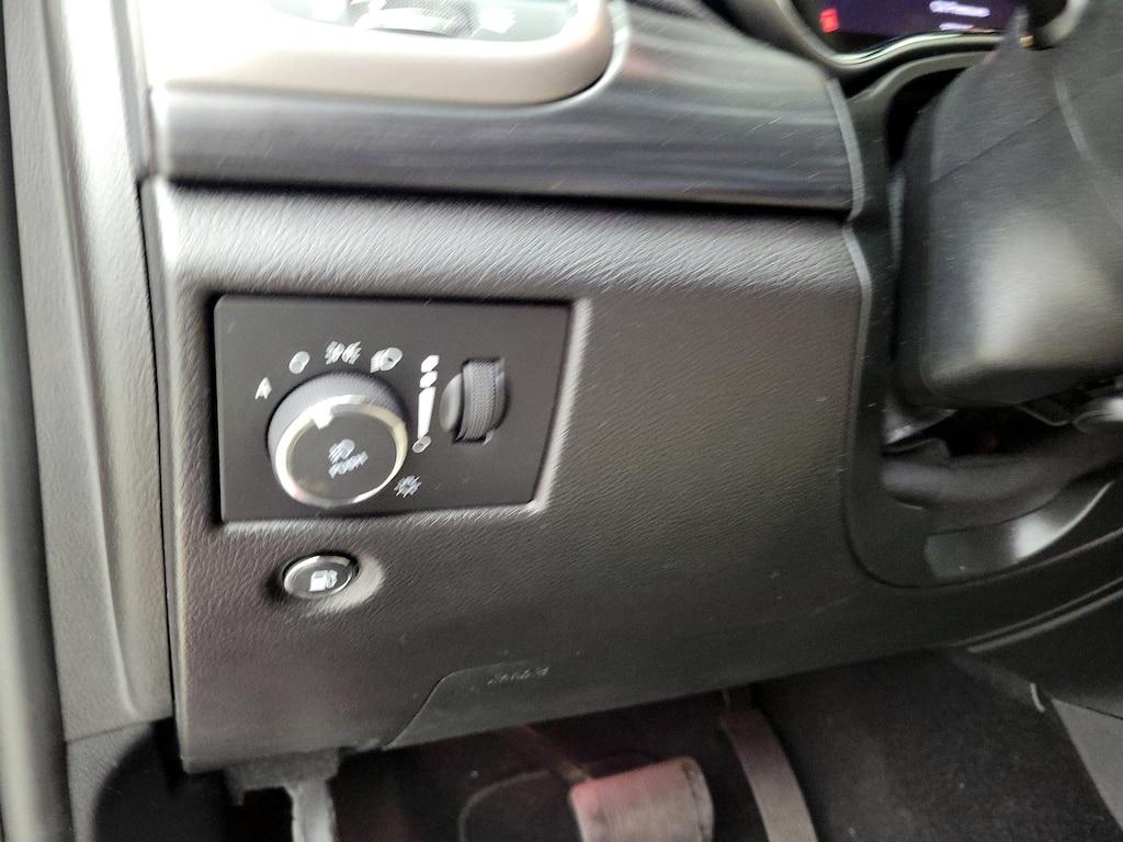 used 2020 Jeep Grand Cherokee car, priced at $25,998