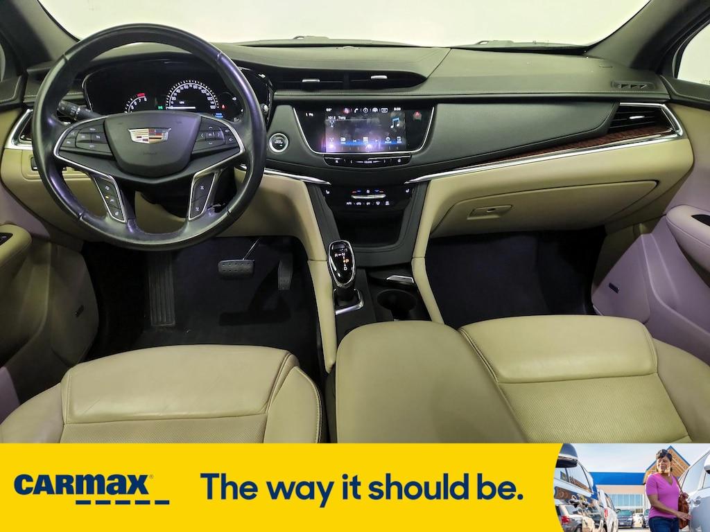 used 2018 Cadillac XT5 car, priced at $19,998
