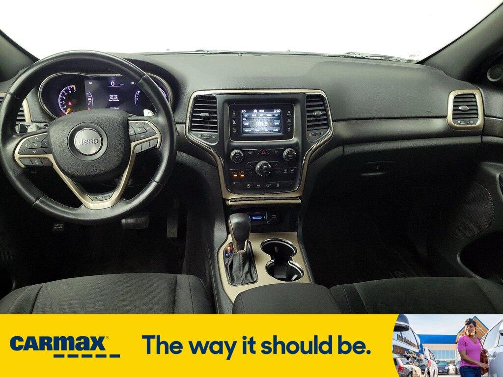 used 2016 Jeep Grand Cherokee car, priced at $17,998
