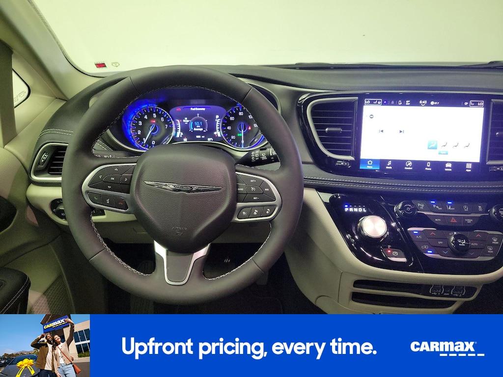 used 2023 Chrysler Pacifica car, priced at $40,998
