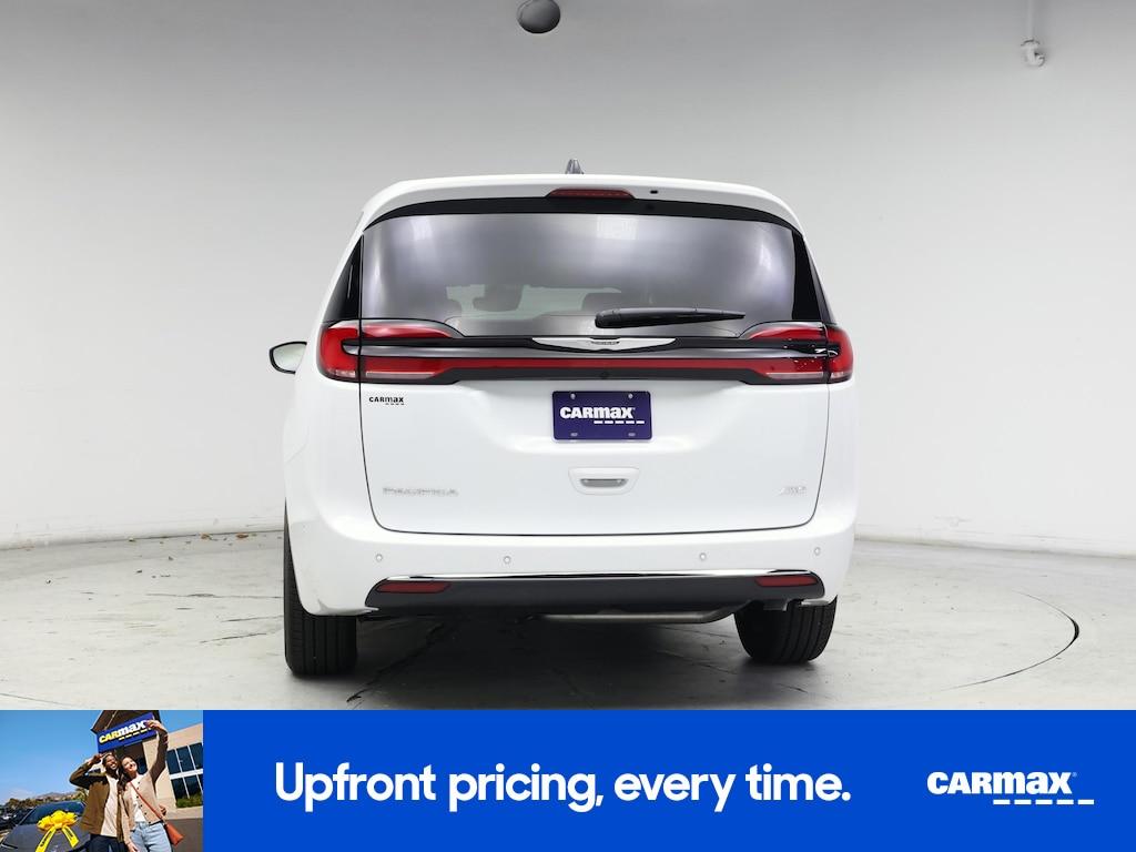 used 2023 Chrysler Pacifica car, priced at $40,998