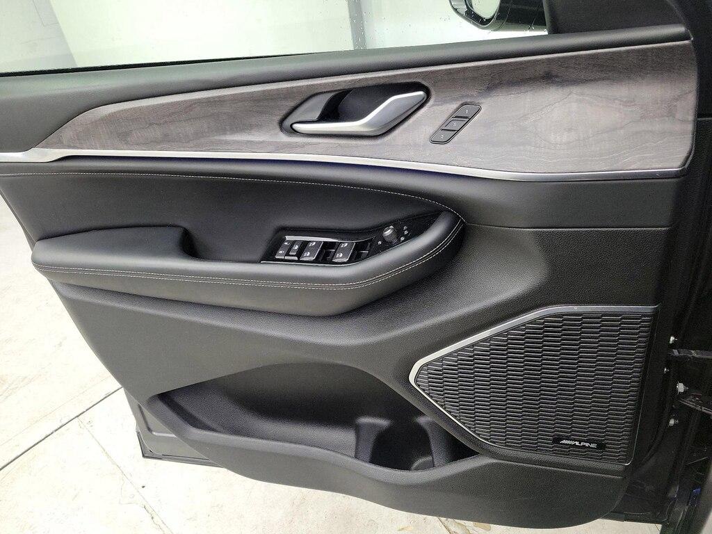 used 2023 Jeep Grand Cherokee car, priced at $38,998