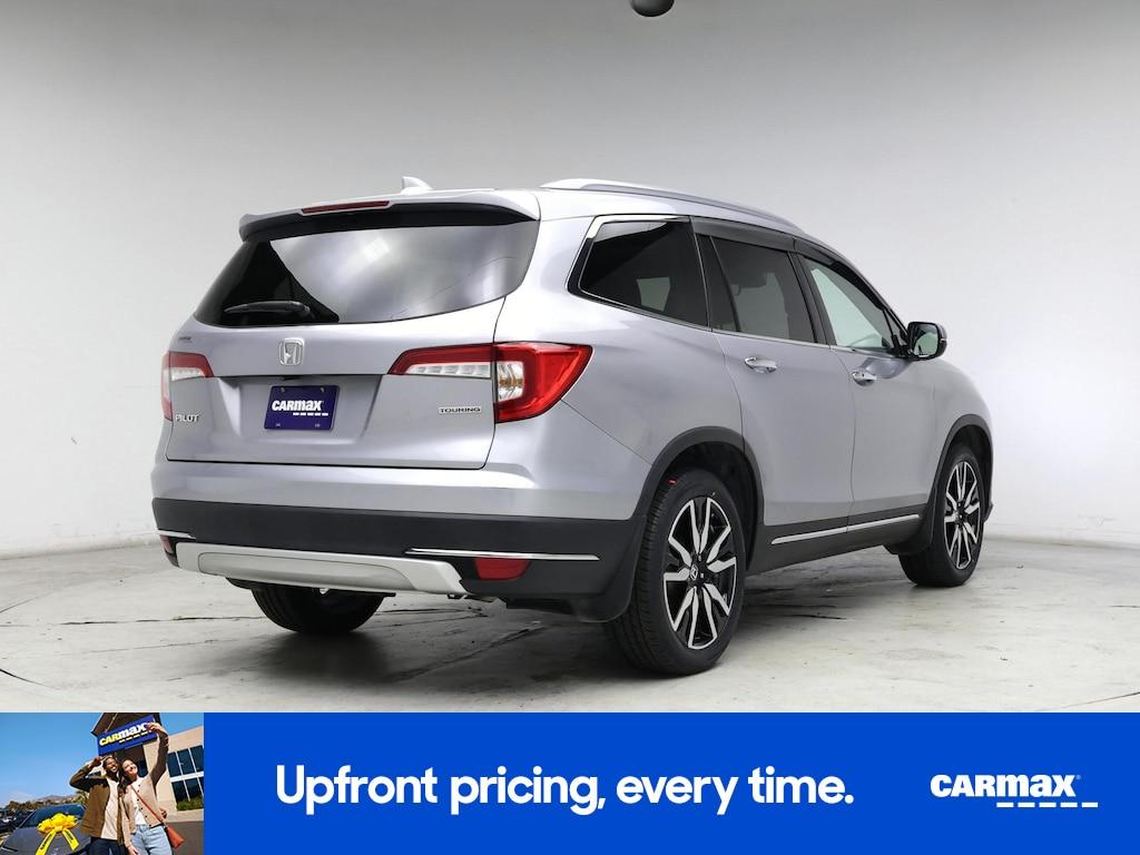 used 2015 Nissan NV Passenger NV3500 HD car, priced at $30,998