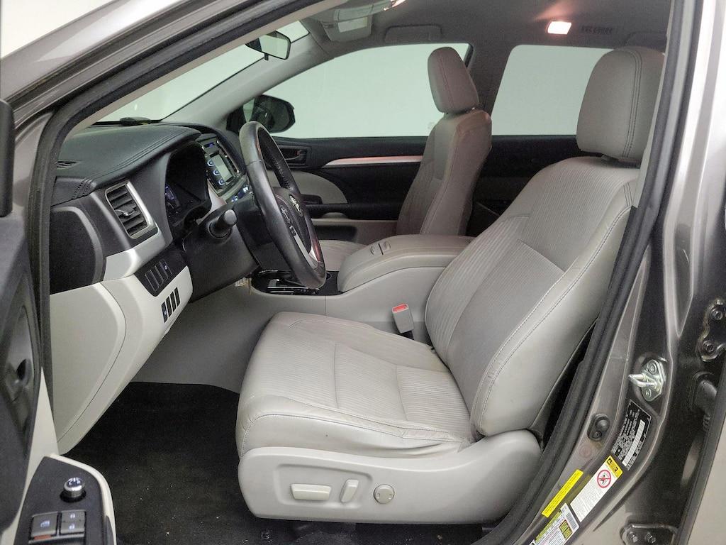 used 2015 Toyota Highlander car, priced at $18,998