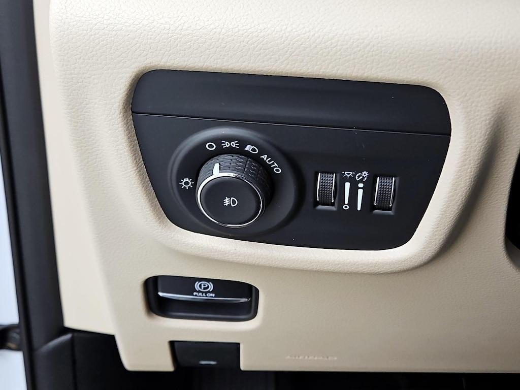 used 2021 Jeep Grand Cherokee L car, priced at $34,998