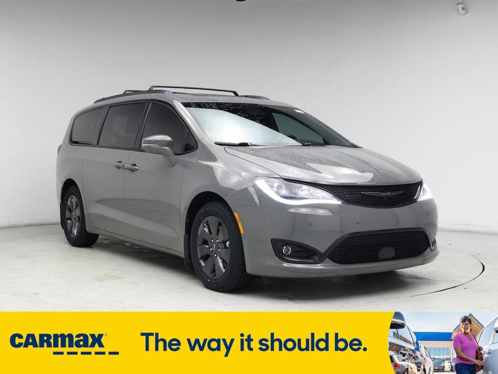 used 2020 Chrysler Pacifica Hybrid car, priced at $30,998