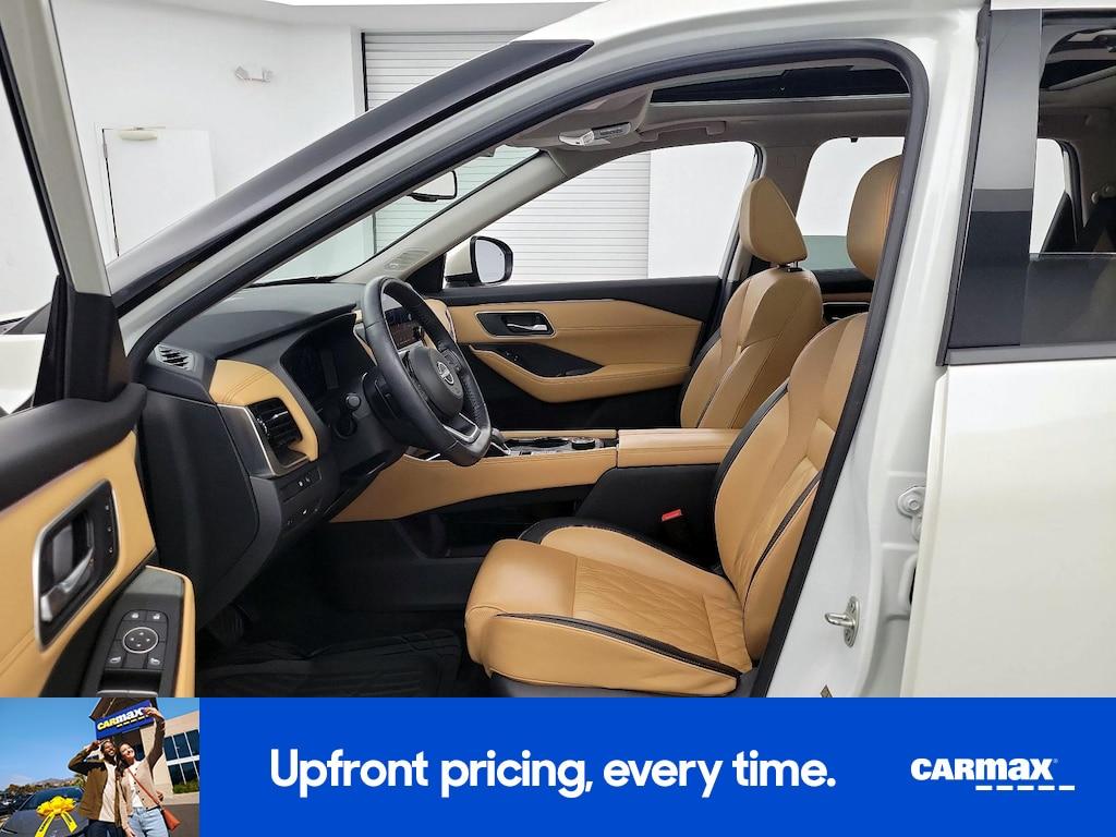 used 2023 Nissan Rogue car, priced at $29,998