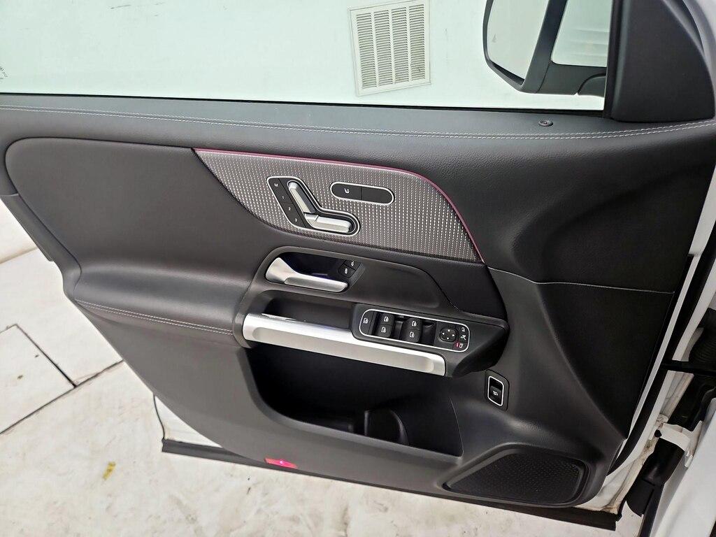 used 2021 Mercedes-Benz GLB 250 car, priced at $27,998