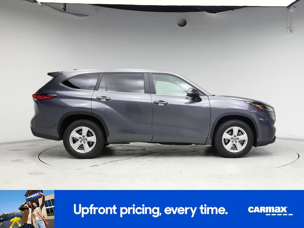 used 2023 Toyota Highlander car, priced at $28,998
