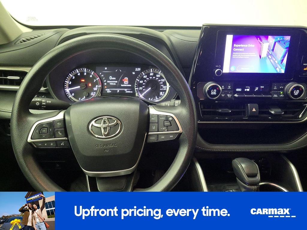 used 2023 Toyota Highlander car, priced at $28,998