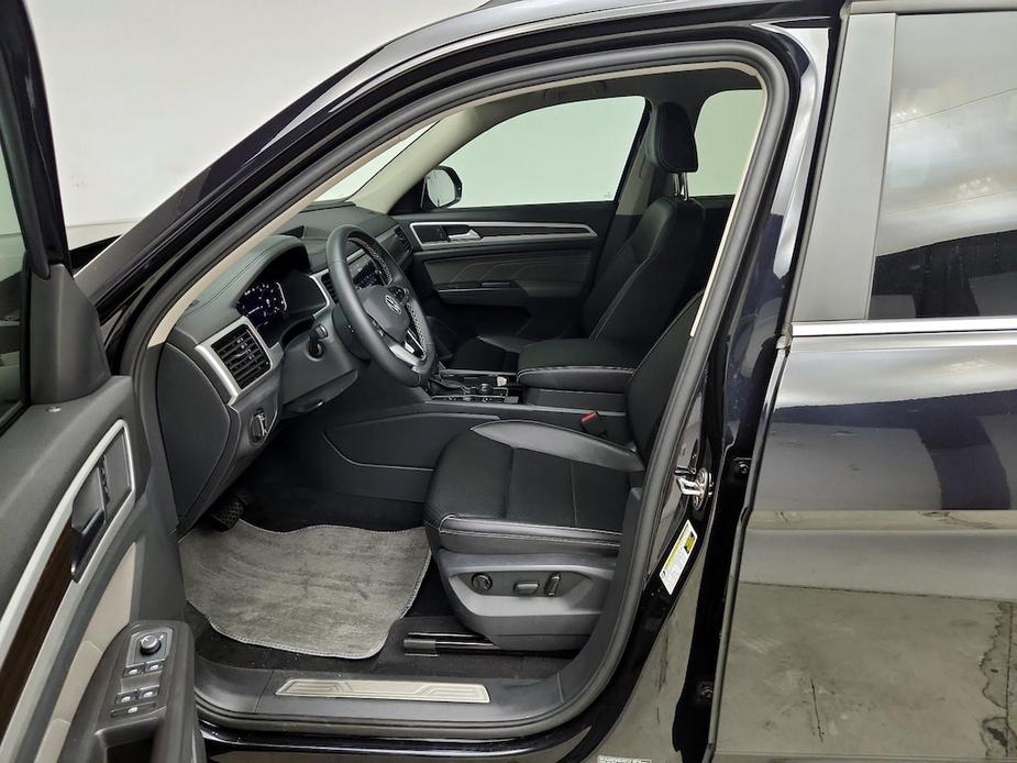 used 2023 Volkswagen Atlas car, priced at $29,998