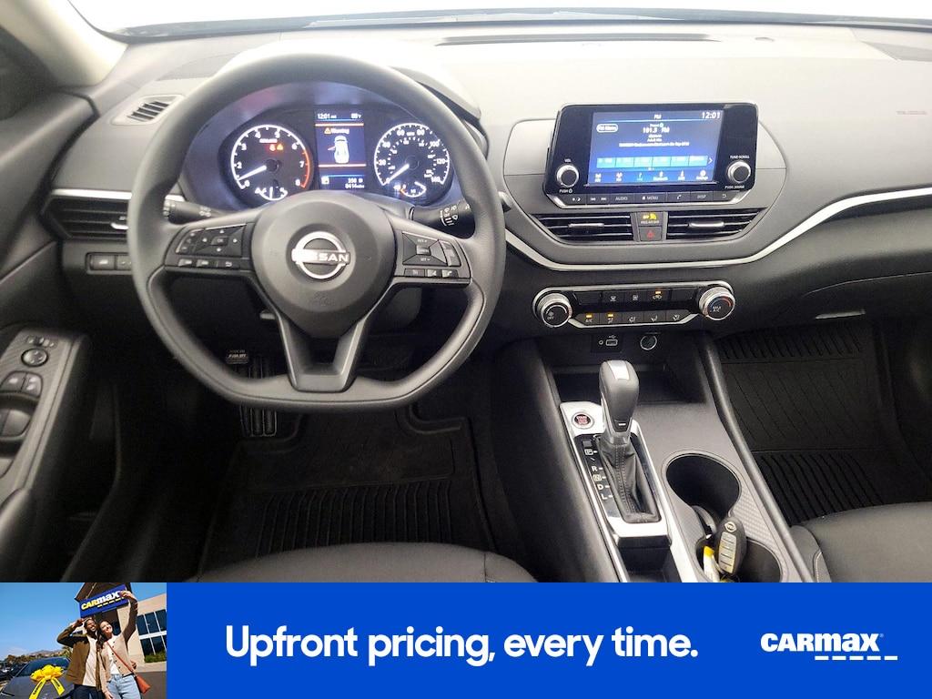 used 2023 Nissan Altima car, priced at $22,998