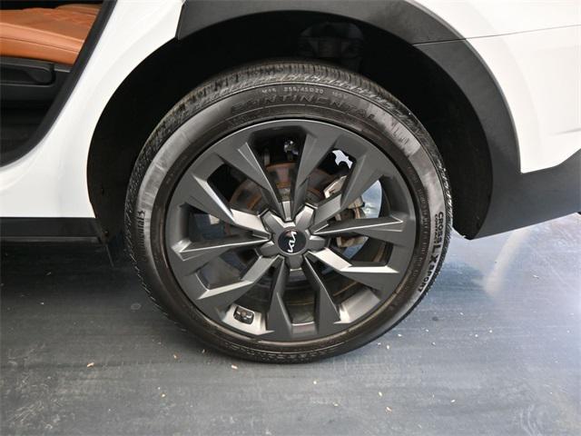 used 2023 Kia Sorento car, priced at $38,750