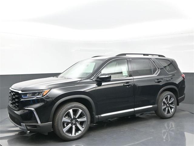 new 2025 Honda Pilot car, priced at $53,075