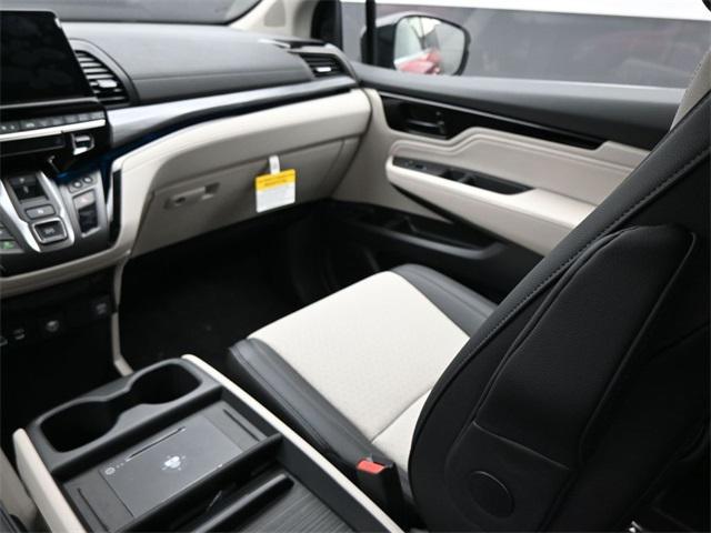 new 2025 Honda Odyssey car, priced at $52,085
