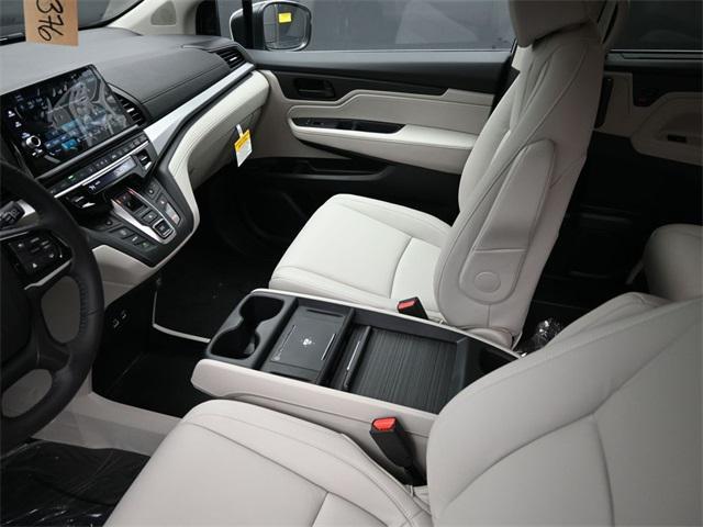 new 2026 Honda Odyssey car, priced at $44,625