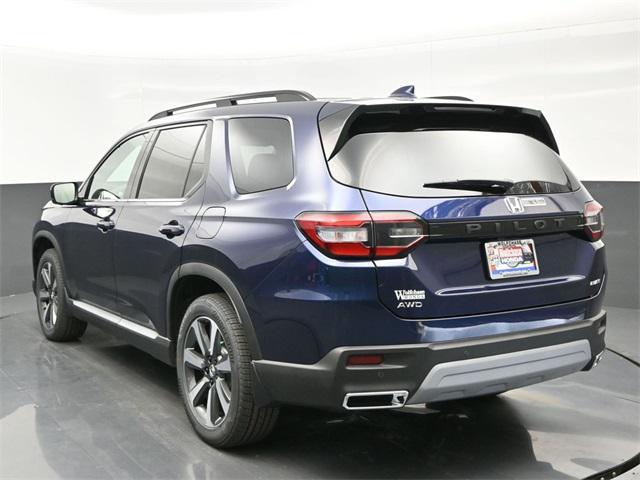 new 2025 Honda Pilot car, priced at $54,530
