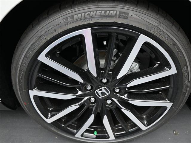 new 2025 Honda Accord Hybrid car, priced at $38,986