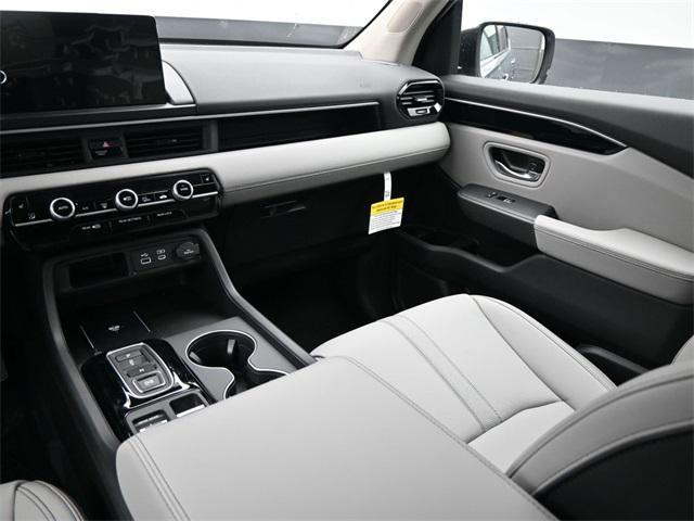 new 2025 Honda Pilot car, priced at $46,040