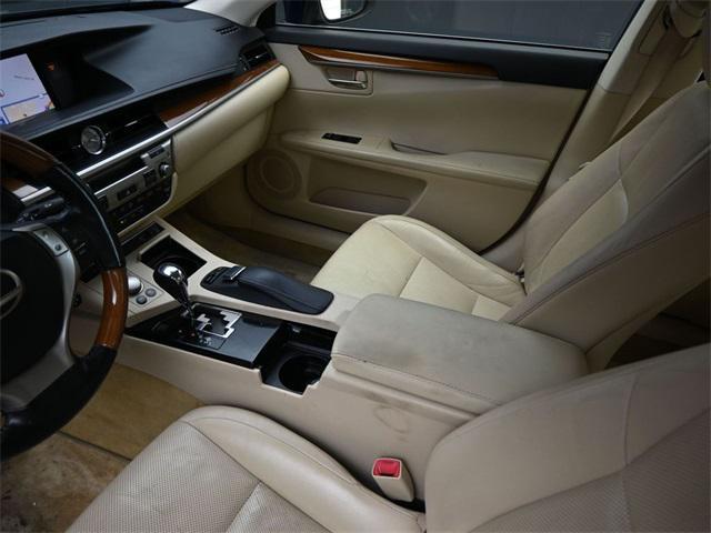 used 2013 Lexus ES 300h car, priced at $8,950