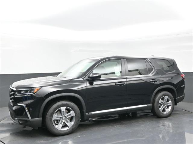 new 2025 Honda Pilot car, priced at $41,980