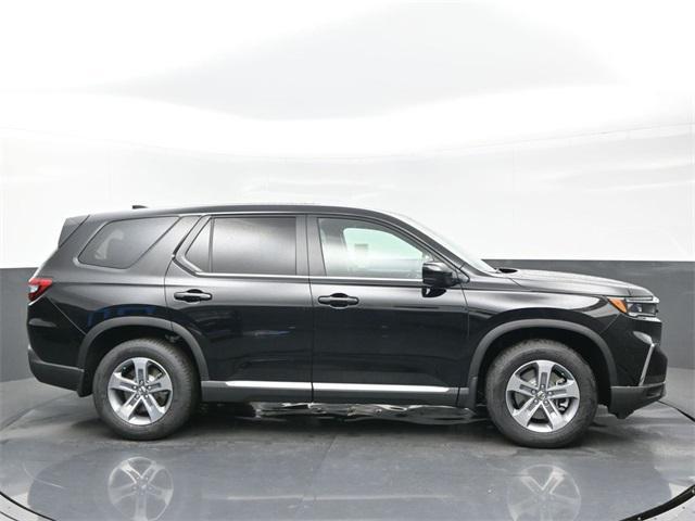 new 2025 Honda Pilot car, priced at $41,980