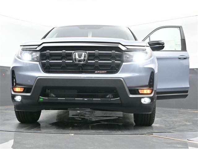 new 2025 Honda Ridgeline car, priced at $39,677