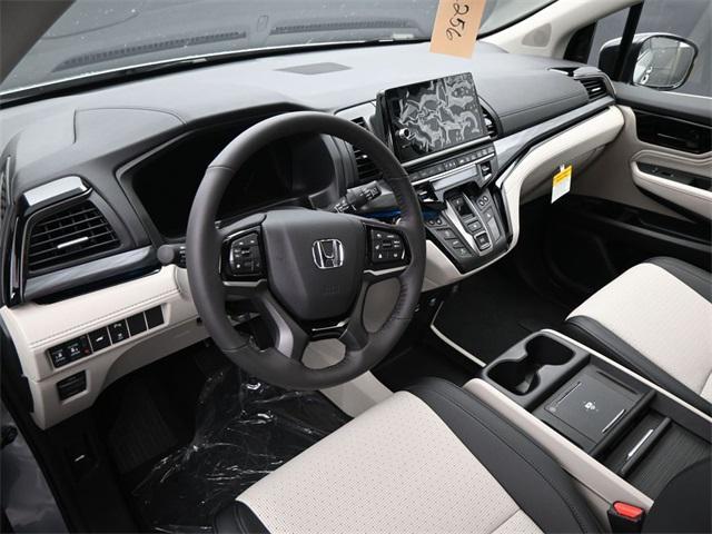 new 2025 Honda Odyssey car, priced at $51,630