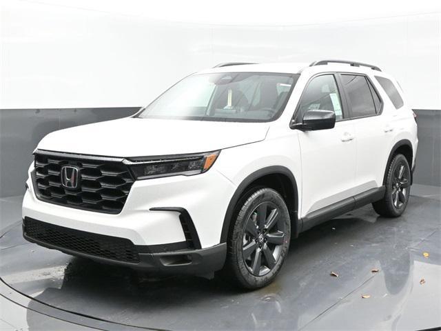 new 2025 Honda Pilot car, priced at $39,550