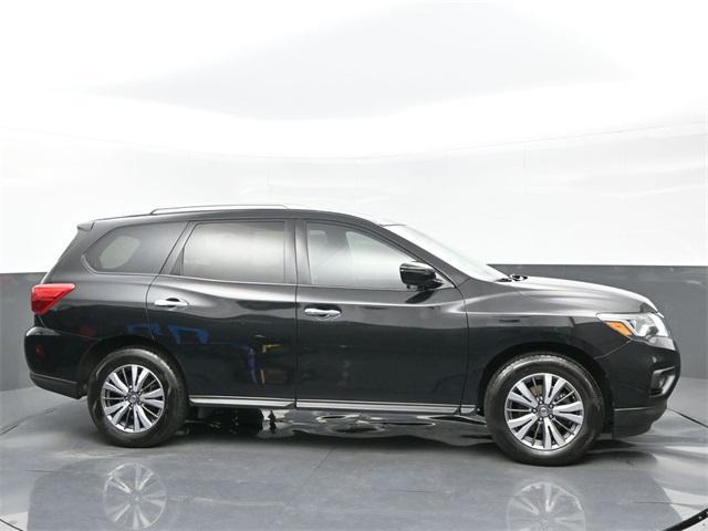 used 2020 Nissan Pathfinder car, priced at $16,750