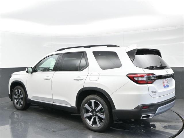 new 2025 Honda Pilot car, priced at $53,530