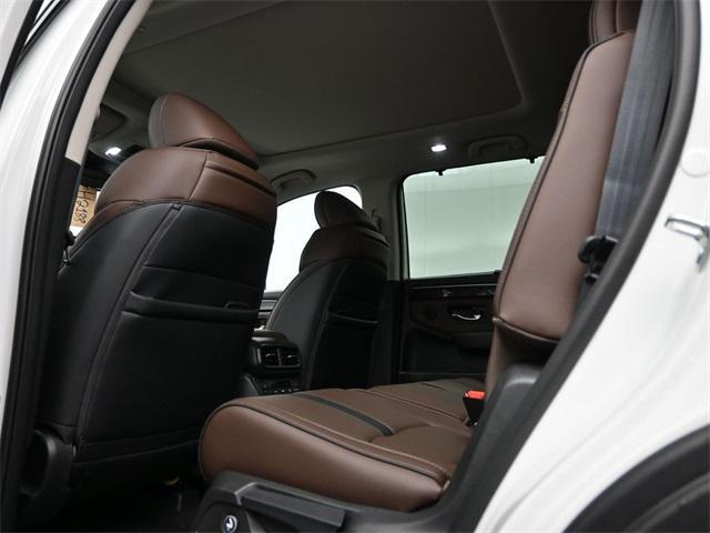 new 2025 Honda Pilot car, priced at $53,530