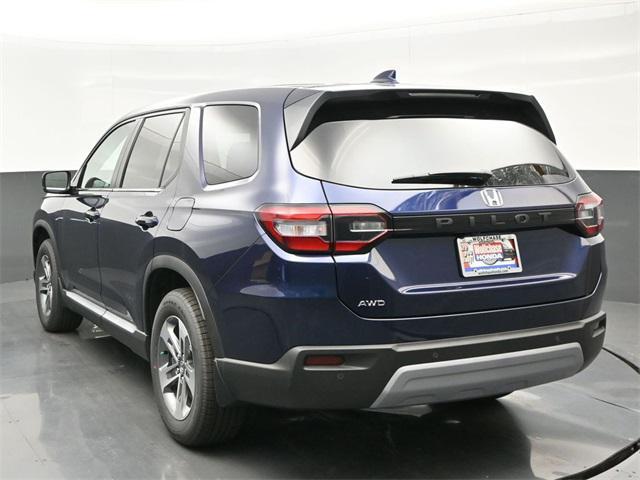 new 2025 Honda Pilot car, priced at $46,040