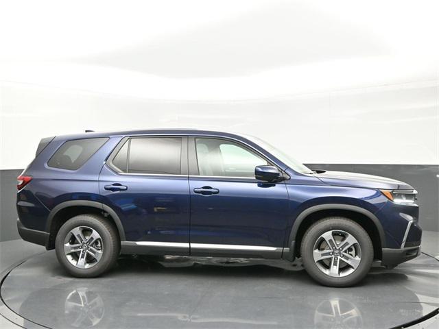 new 2025 Honda Pilot car, priced at $46,040