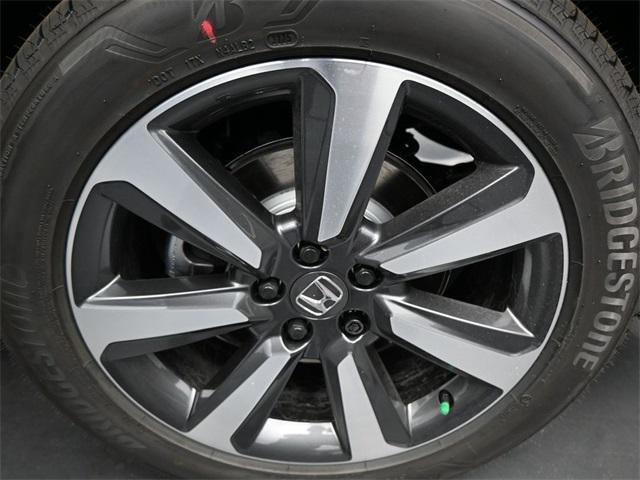 new 2025 Honda Pilot car, priced at $50,540