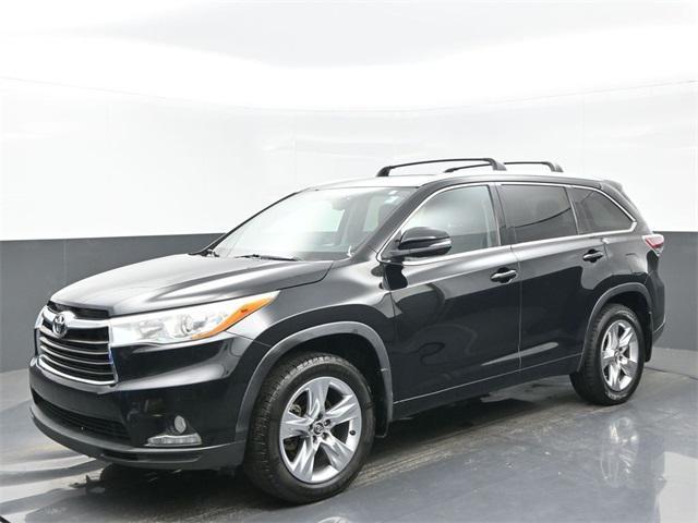 used 2016 Toyota Highlander car, priced at $18,950