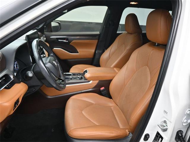 used 2021 Toyota Highlander car, priced at $37,950