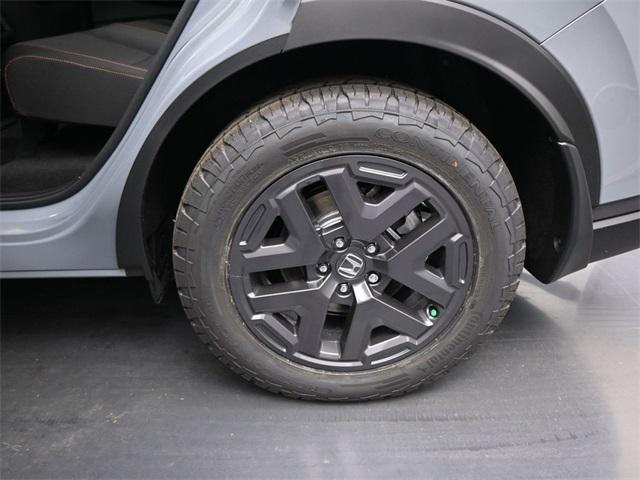 new 2026 Honda CR-V Hybrid car, priced at $39,190