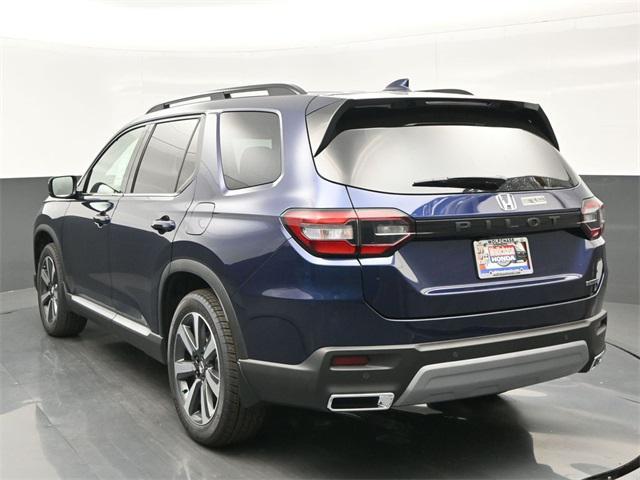 new 2025 Honda Pilot car, priced at $48,715